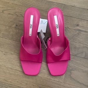 NWT Zara pink heeled sandals